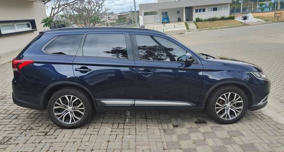 MITSUBISHI OUTLANDER 2.0 16V GASOLINA 4P AUTOMÁTICO